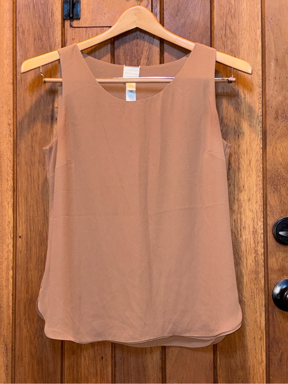 Chico’s Sleeveless Round Neck Women’s Top in Taupe